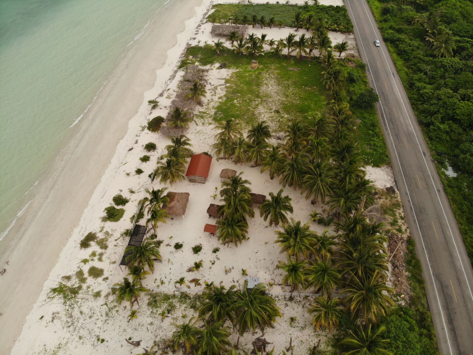 Spacious beachfront lot in Campeche