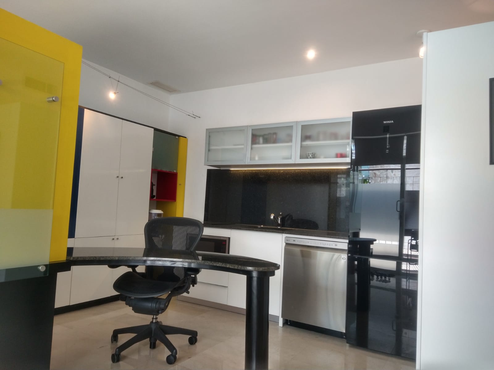 46323 2 bedroom elbow at a great  - Commercial