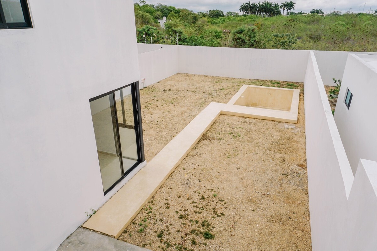 Modern house with spacious areas and 4 bedrooms in Mérida