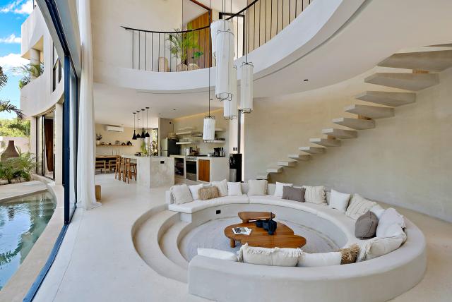 Luxurious 5-Bedroom Villa with Rooftop and Private Pool in Tulum