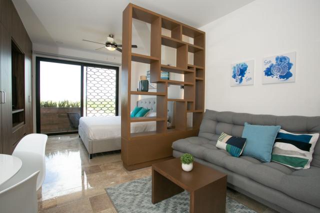 Furnished Studio with Rooftop Amenities in Playa del Carmen