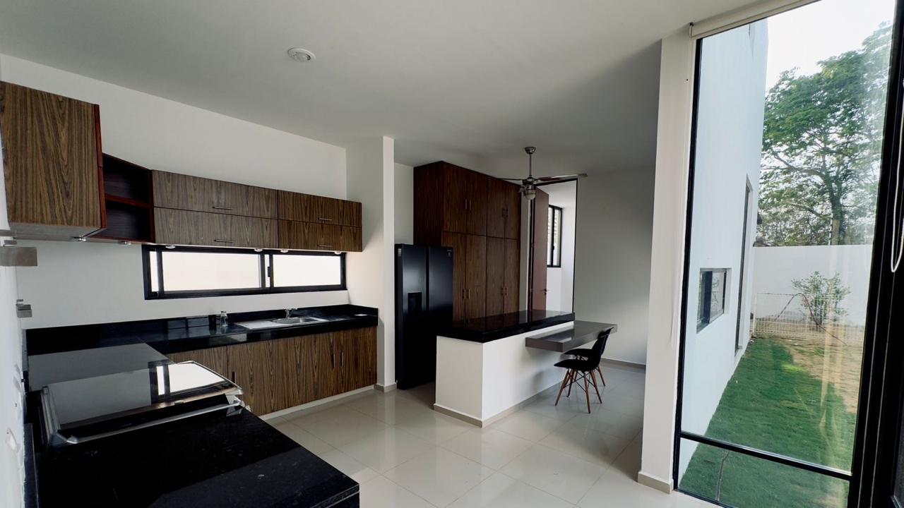 Spacious 3-bedroom house with a pool in Temozón