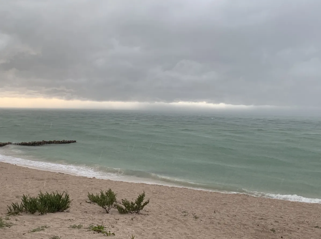 420 m² lot for sale in Chelem, just steps from the sea