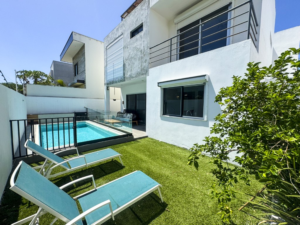 5 bedroom house for sale in a private community