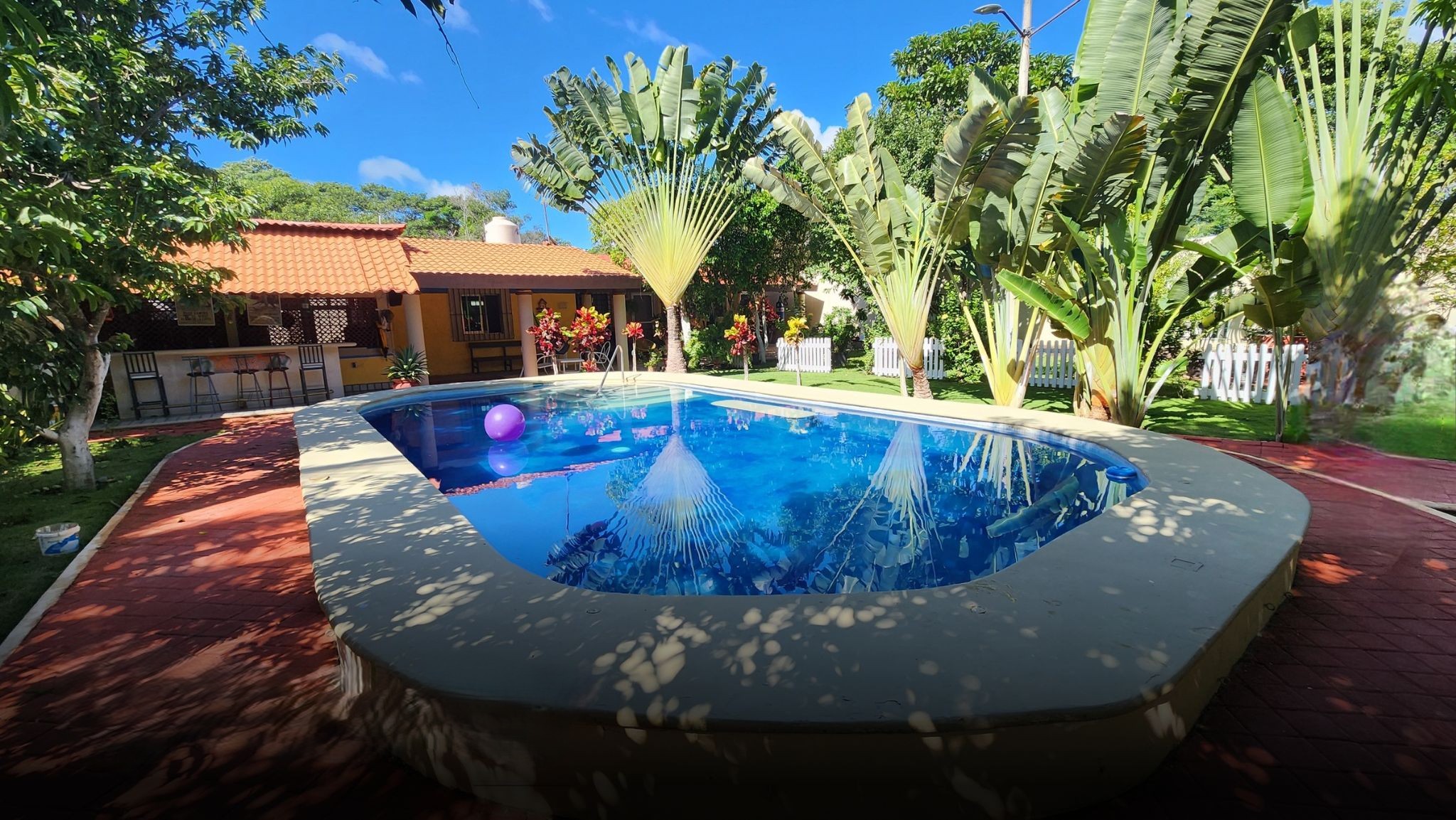48316 Spacious 2-bedroom house in Castamay,  - Home