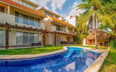 	2 bedroom resale unit in Puerto Aventuras