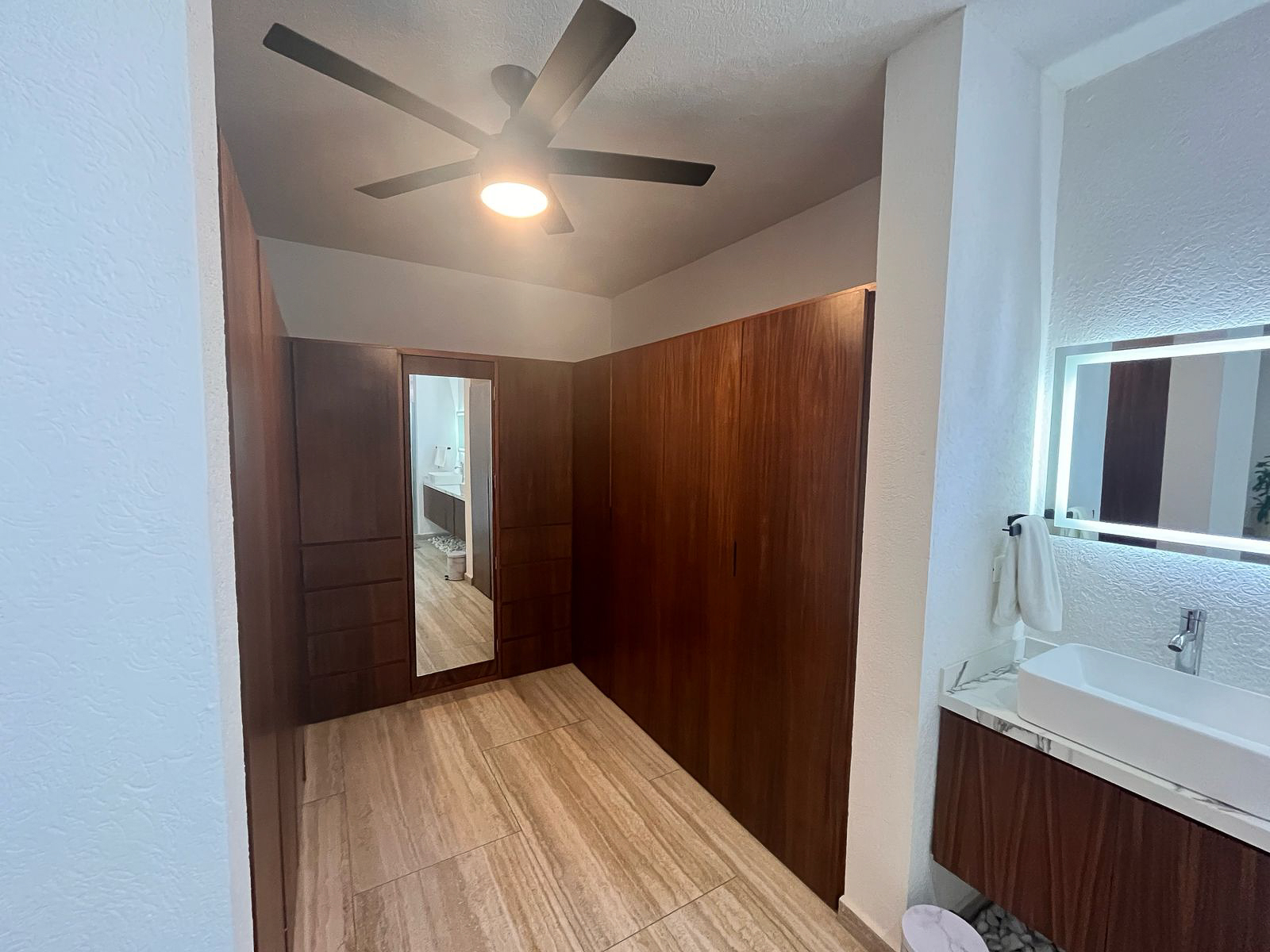 Fully Furnished 3-Bedroom Home with Pool in Bosques de Bambú