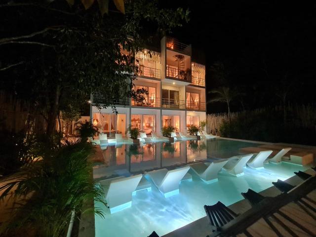 Studio in Region 15, close to Kukulkan avenue.