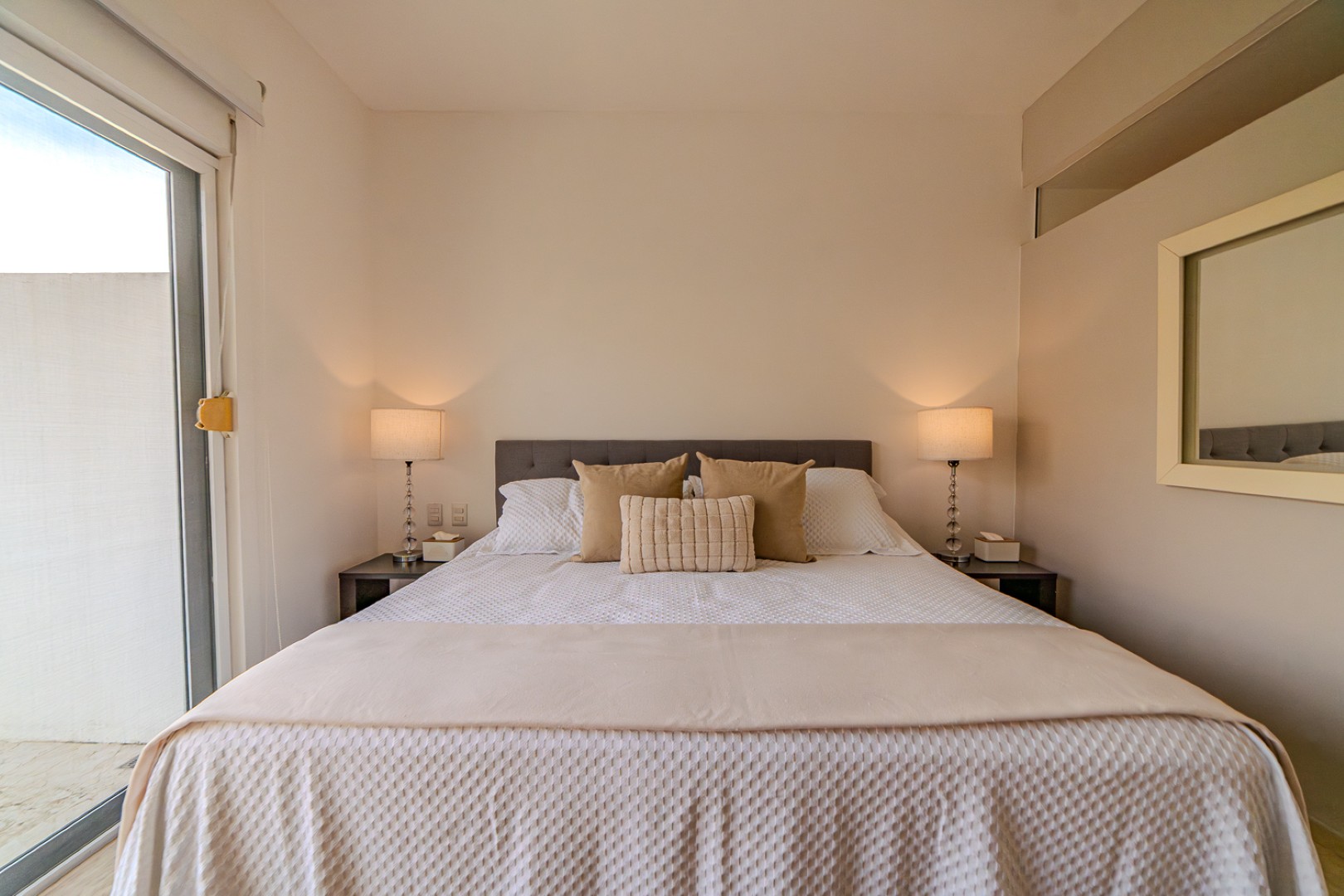 Modern 1-Bedroom Condo in the Heart of Playa del Carmen