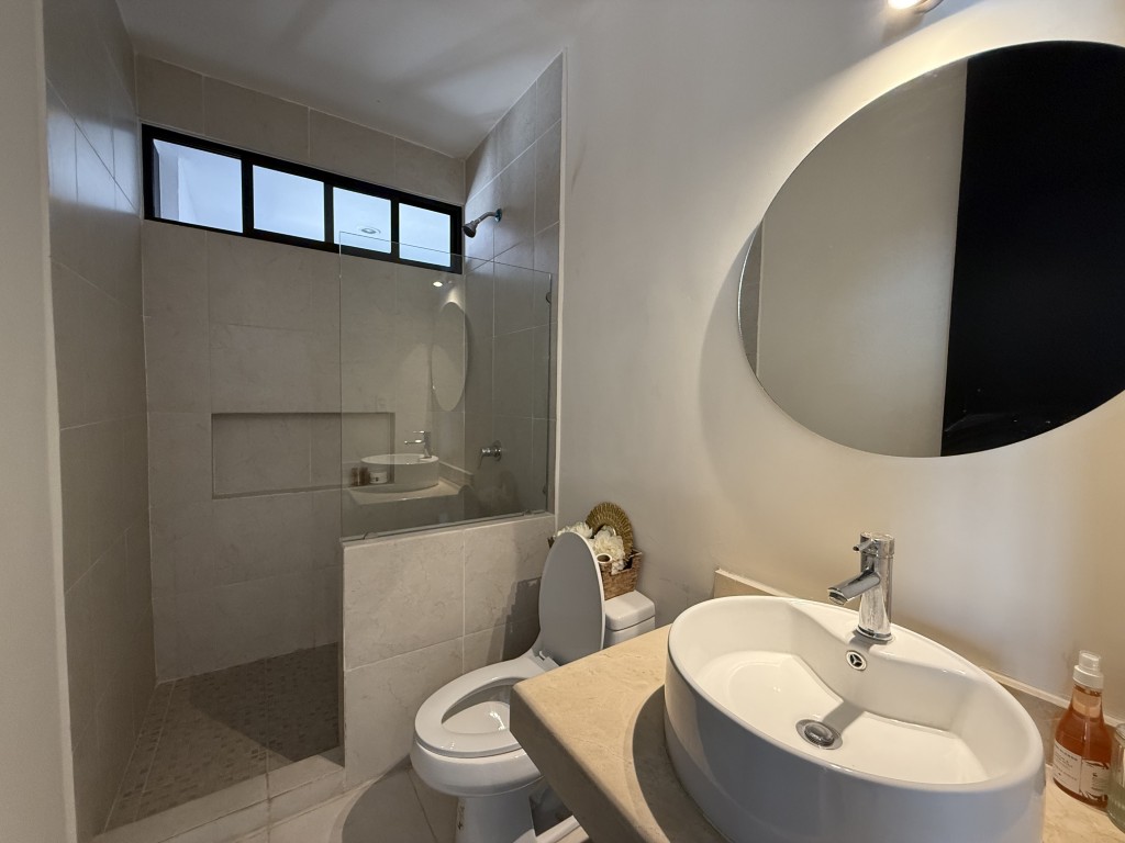 3-bedroom house with pool and covered terrace in Dzitya