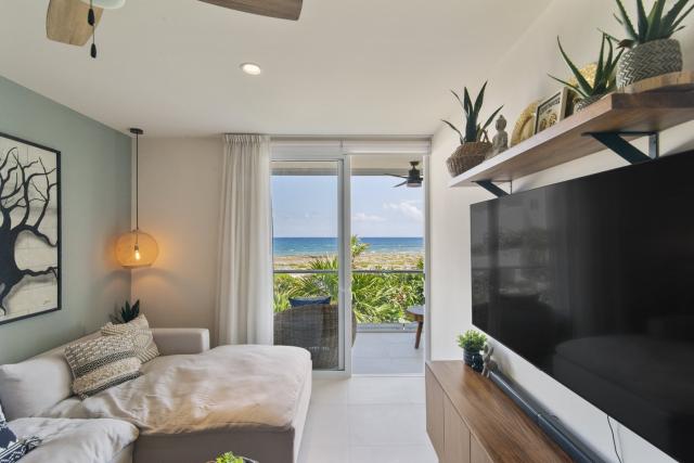 2 bedroom condo in Akumal.