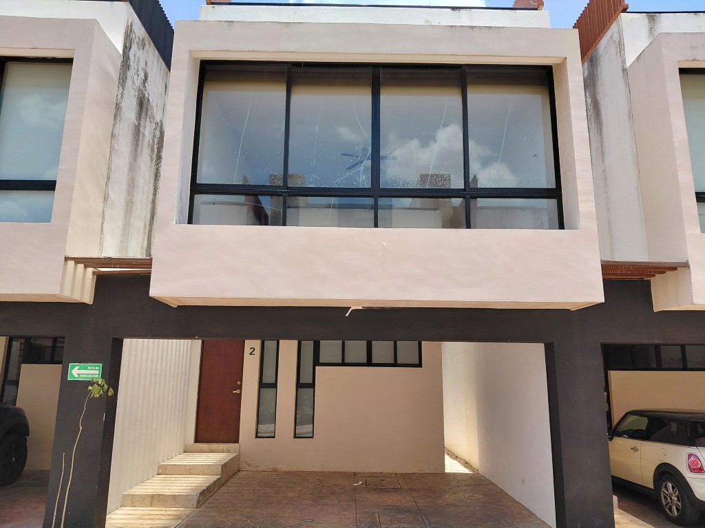 52879 3-Bedroom Townhouse with Jacuzzi in Temozón  - Home