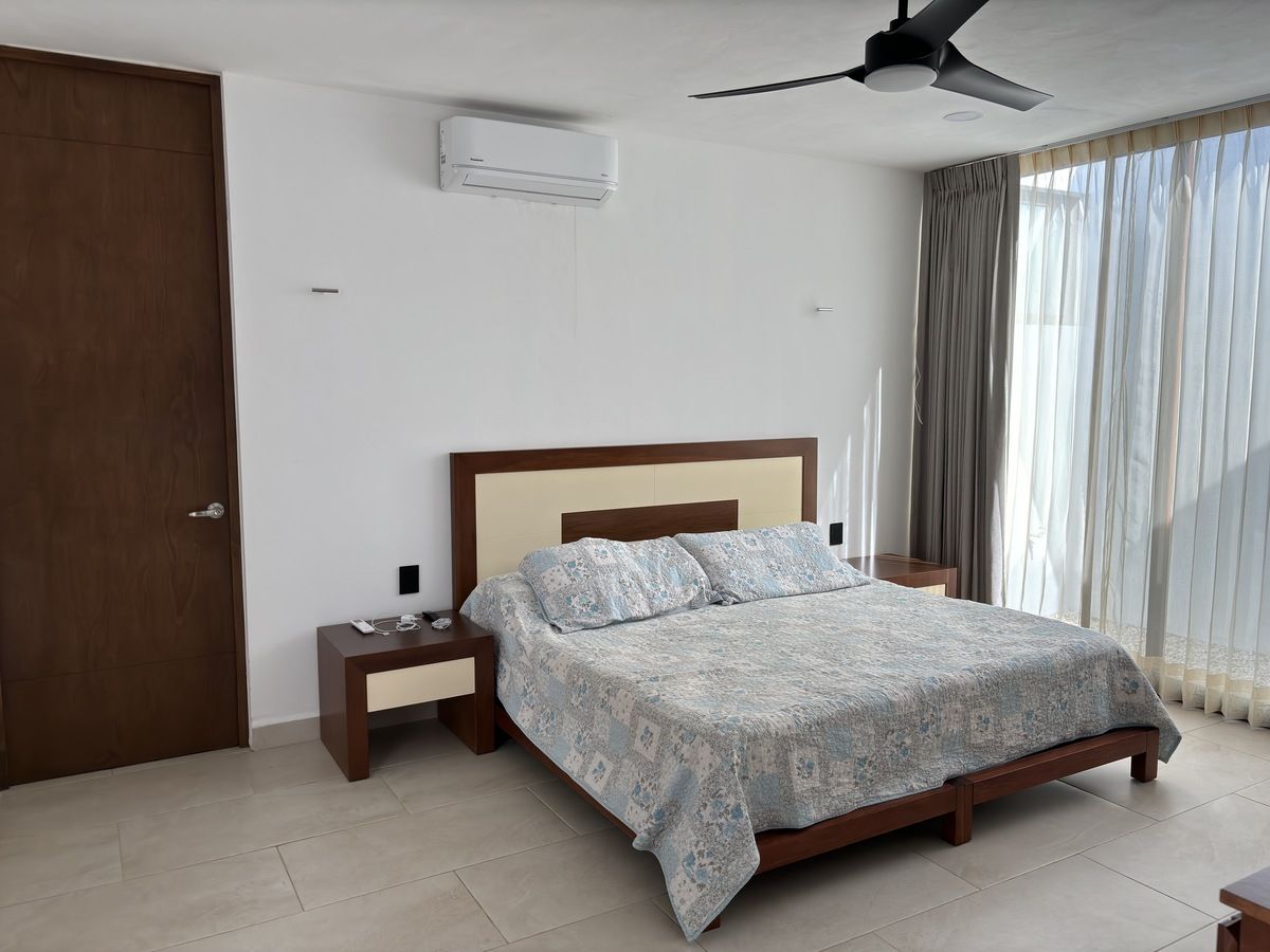 Single-Story House with Pool and Three Bedrooms in Mérida