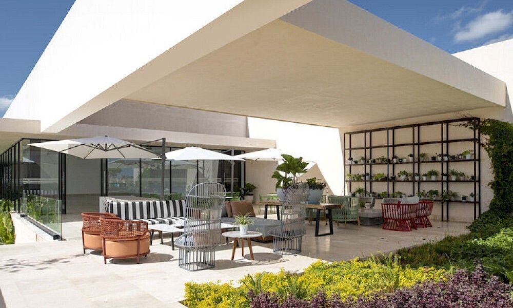 Single-Story House with Pool and Three Bedrooms in Mérida