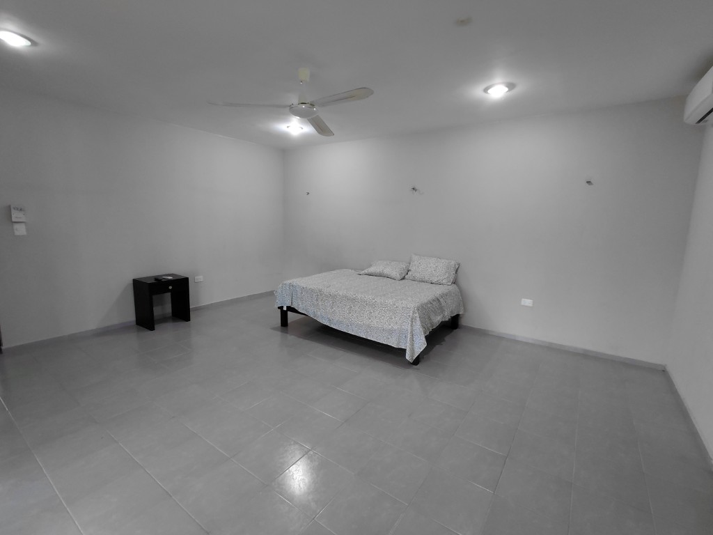 House with Pool and 3 Bedrooms Just Minutes from the Beach