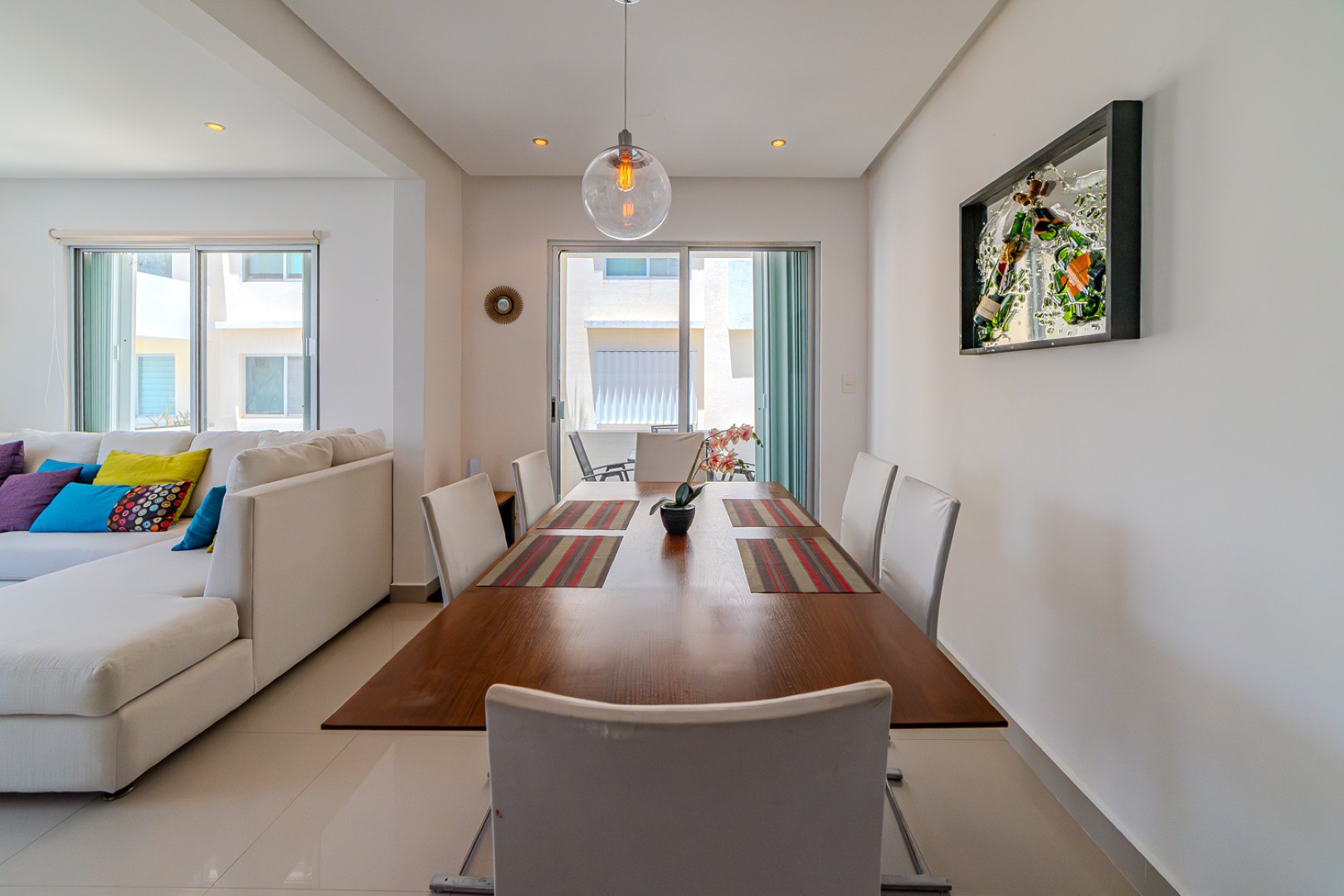 Inside $300 Million Members-Only Bunker Built To House Rich and Powerful