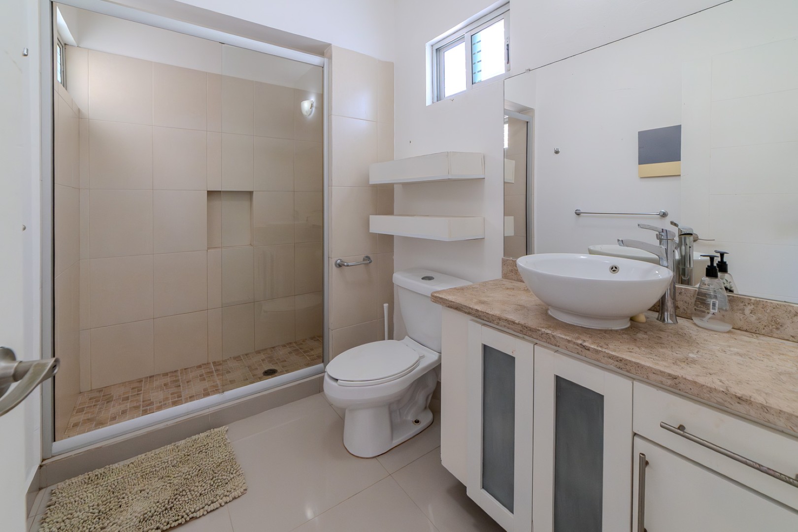 Penthouse with Rooftop & Lock-Off in Playa del Carmen