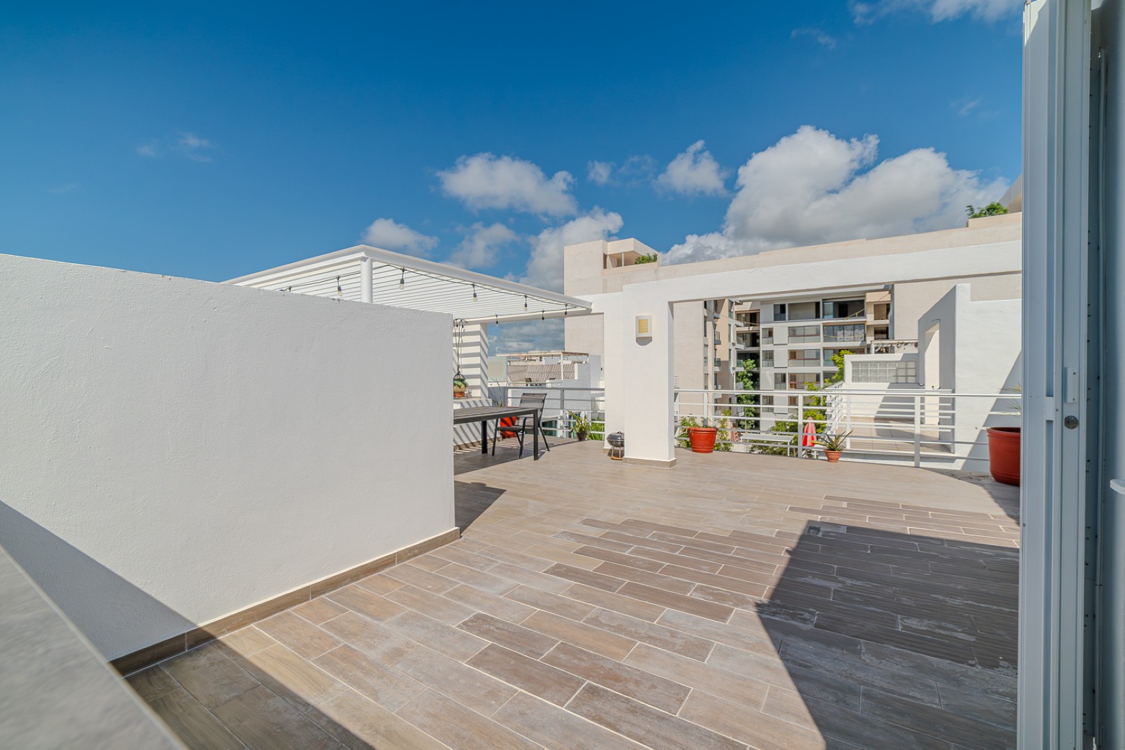 Ample Fully Furnished 2-Bedroom Penthouse in Playa del Carmen