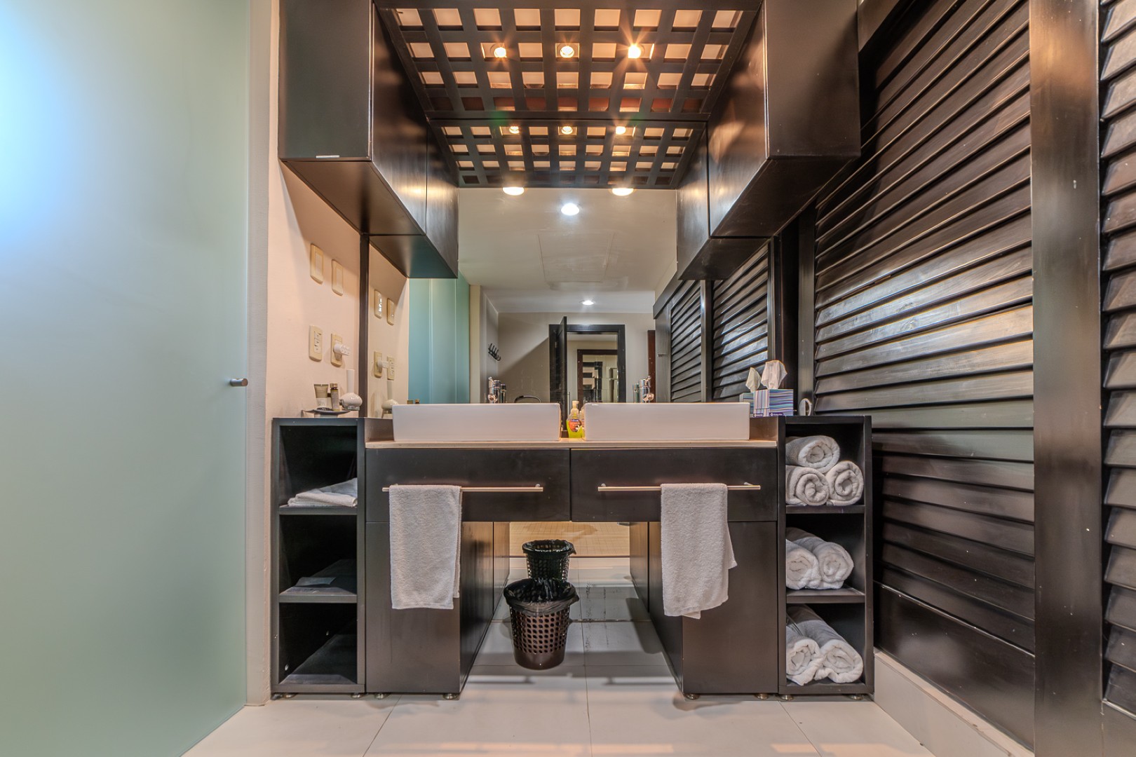 Spacious 2-Bedroom Penthouse with Rooftop in Playa del Carmen