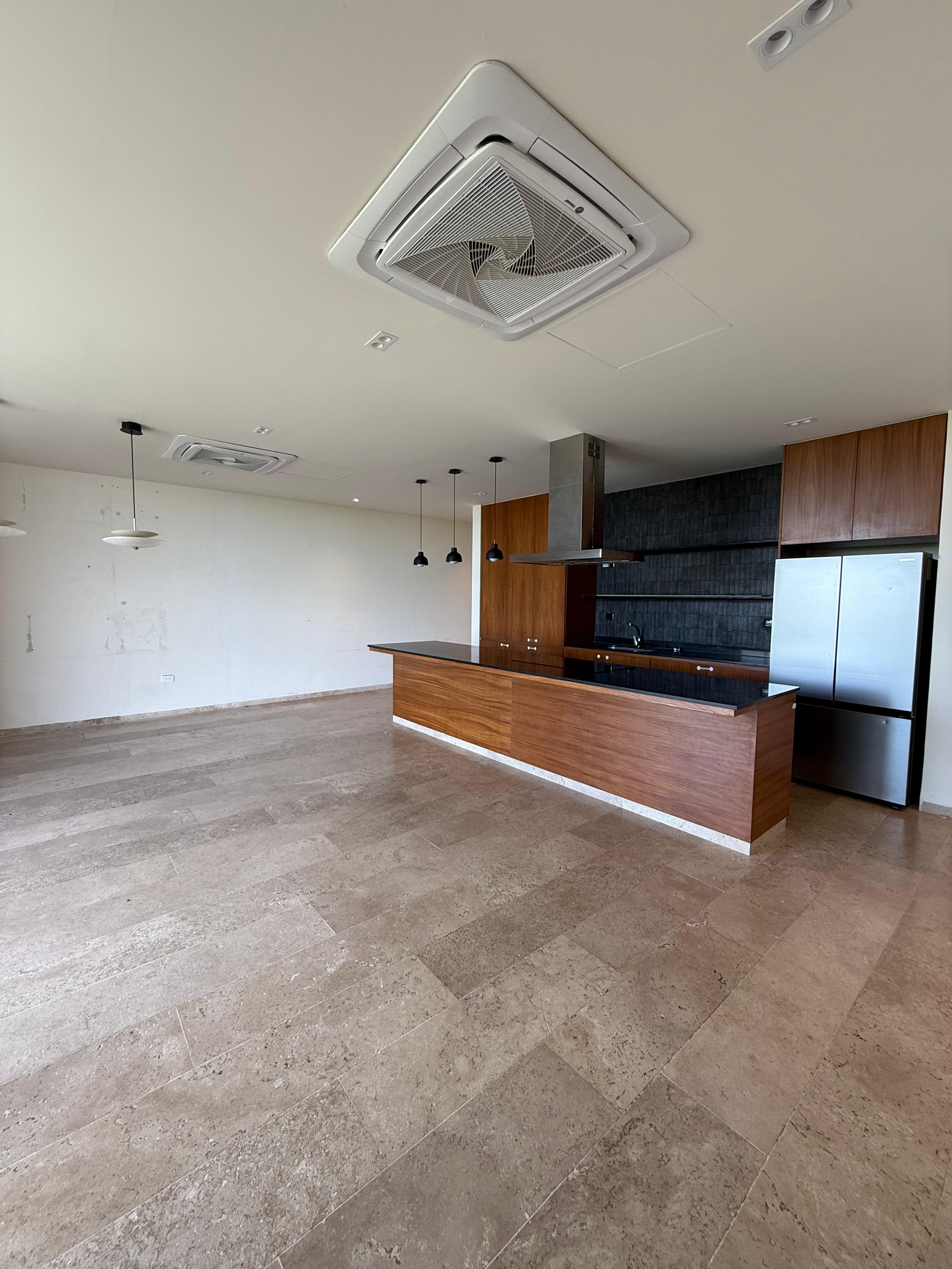 Three-bedroom condo with immediate delivery in Mérida