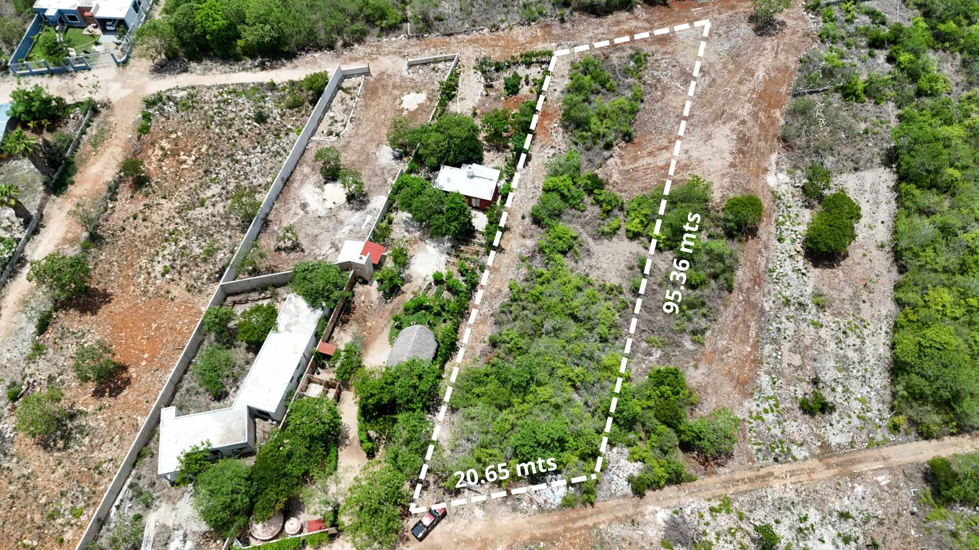 53519 Spacious land in Chablekal with an excellent  - SingleFam Lot