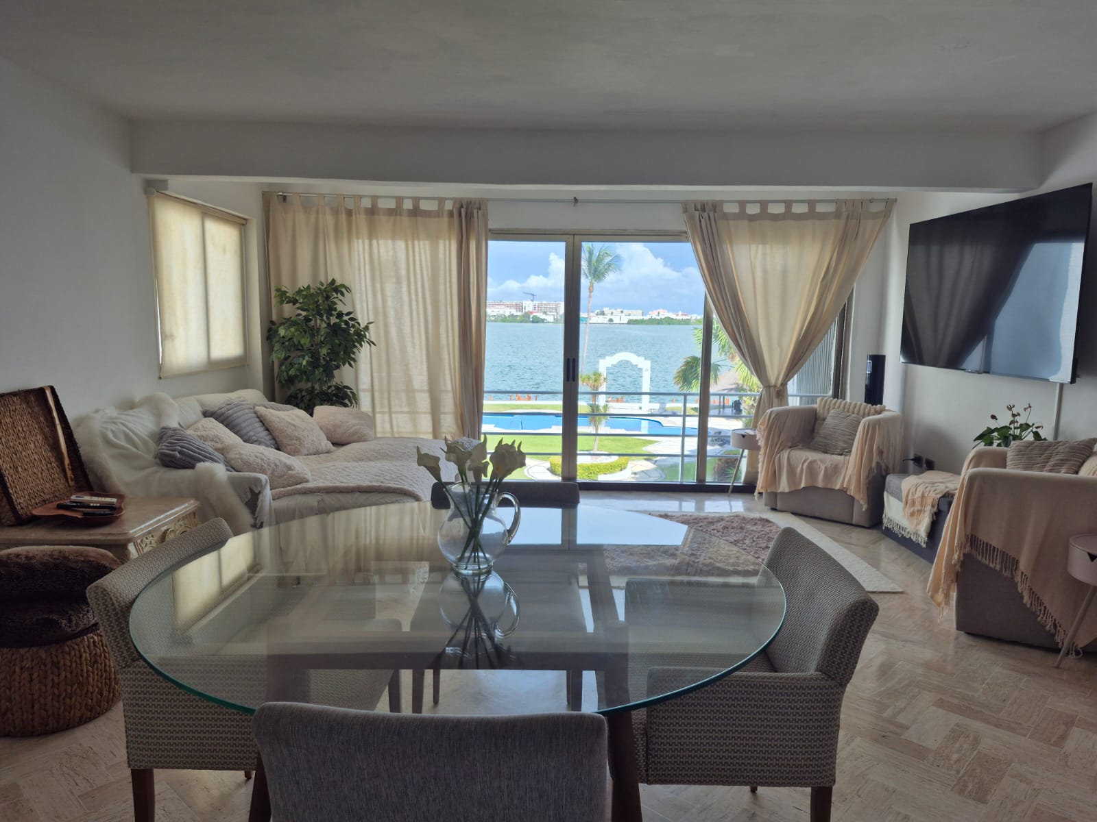 53613 Duplex condo in the Cancun Hotel Zone with dock and  - Condo