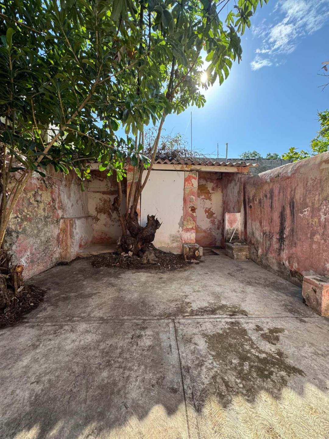 Two-bedroom colonial home in downtown Campeche
