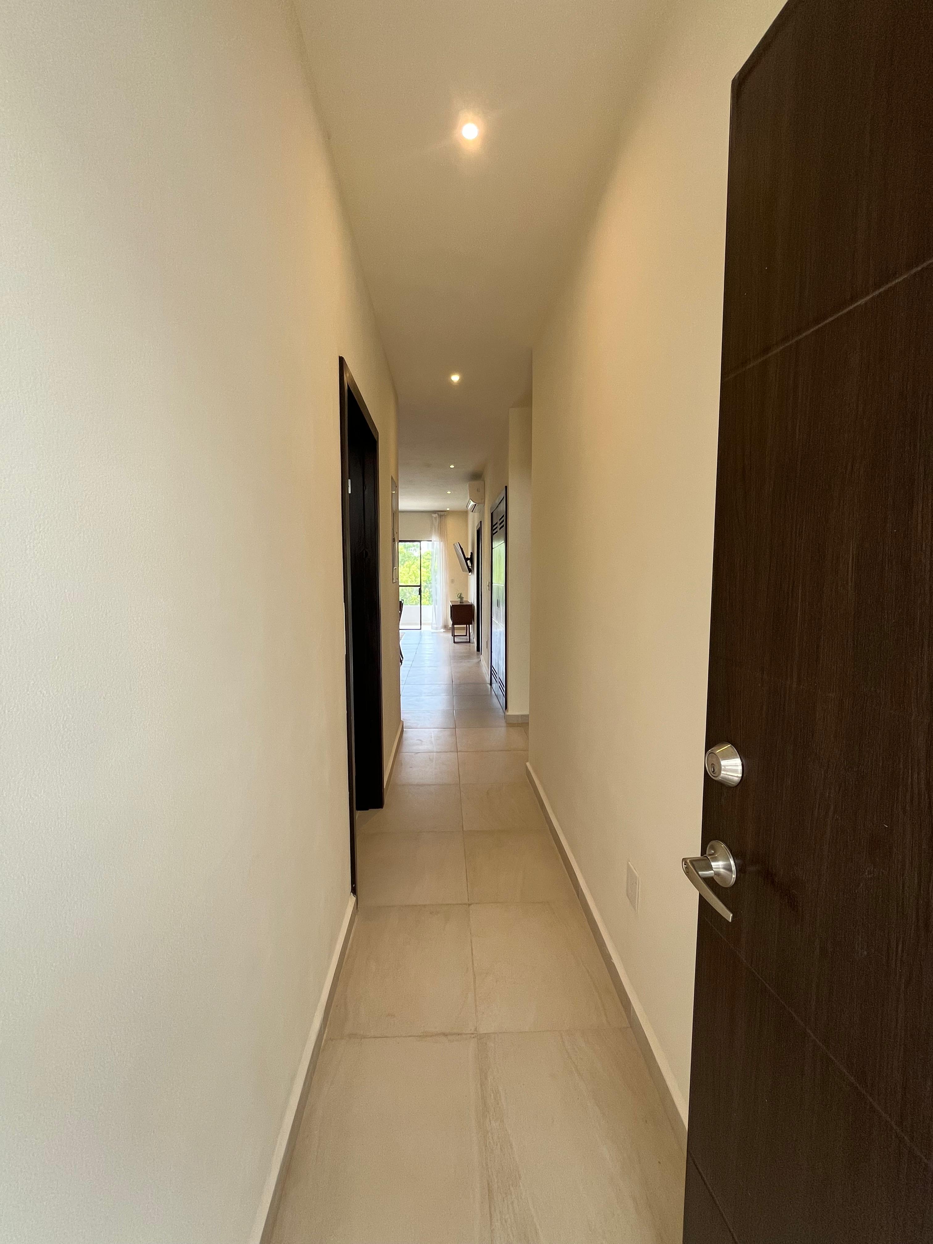 Furnished condo for sale 10 minutes from the beach
