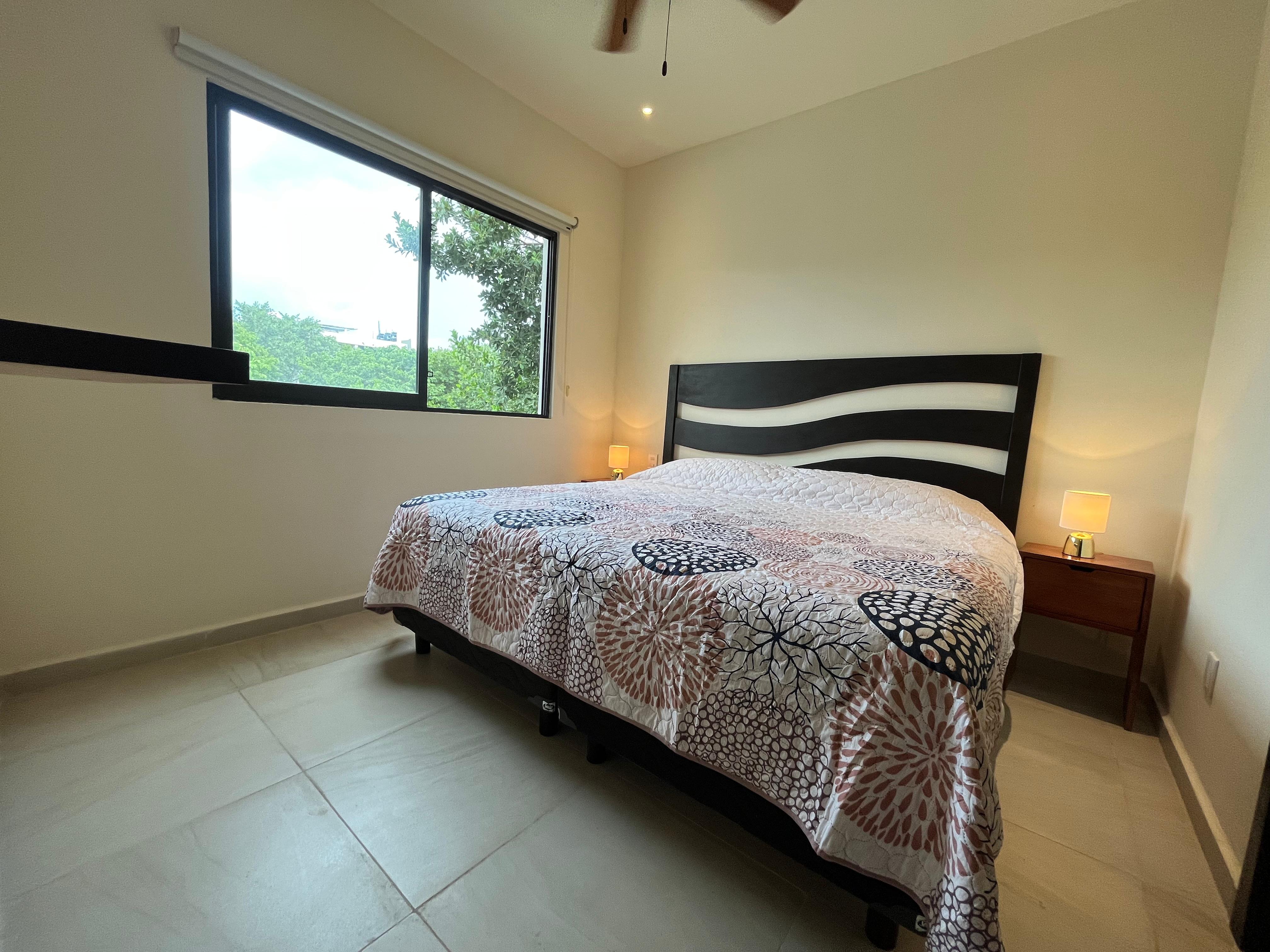 Furnished condo for sale 10 minutes from the beach