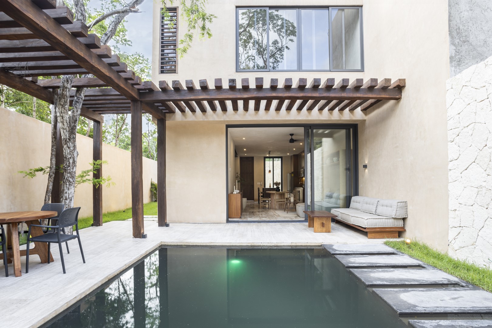 53999 2 bedroom townhouse in Kaybe  - Home