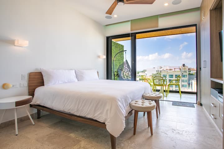 54107 One-Bedroom Condo in the Heart of Playa del  - Condo