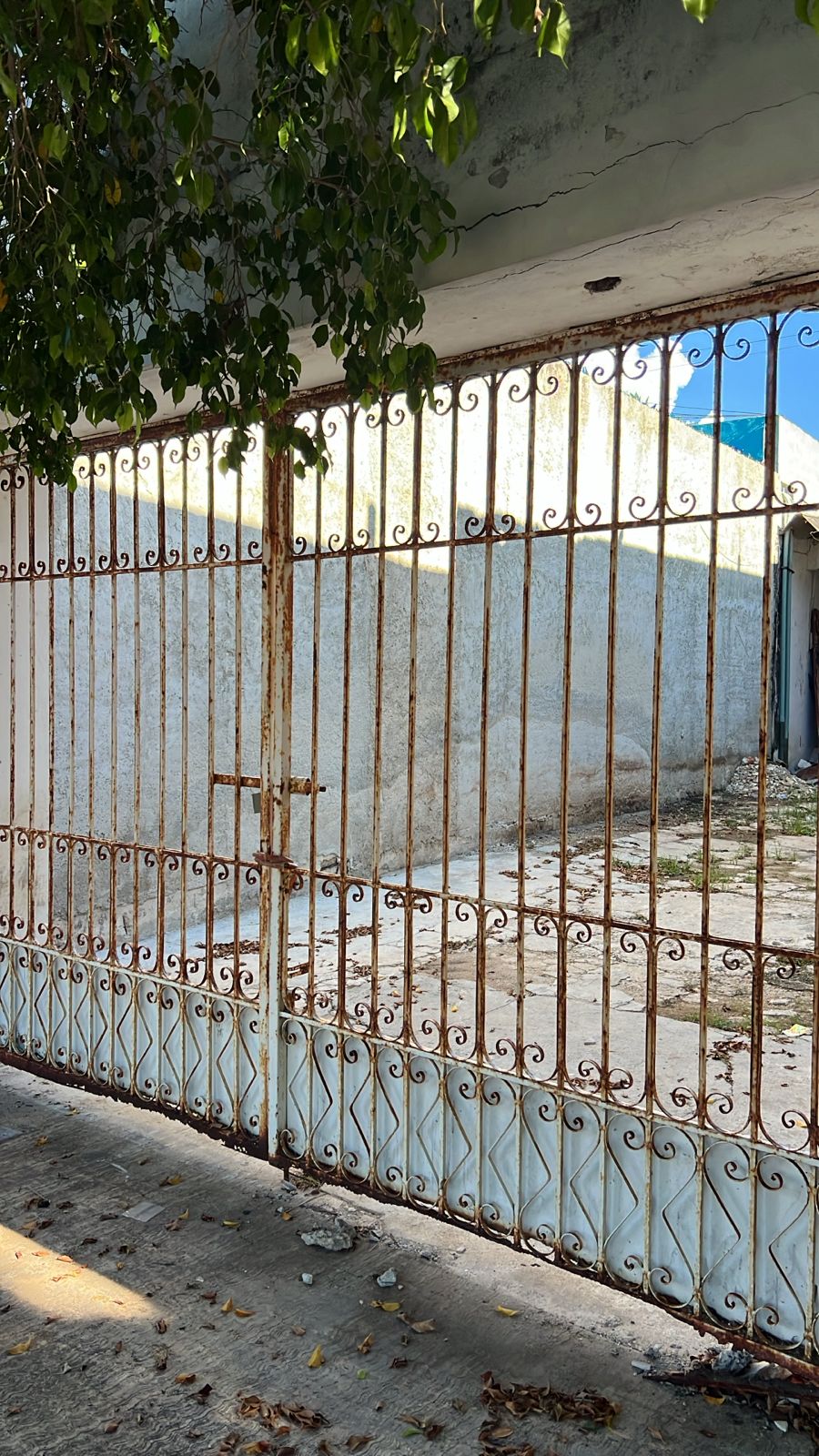 House for sale near the Campeche malecón