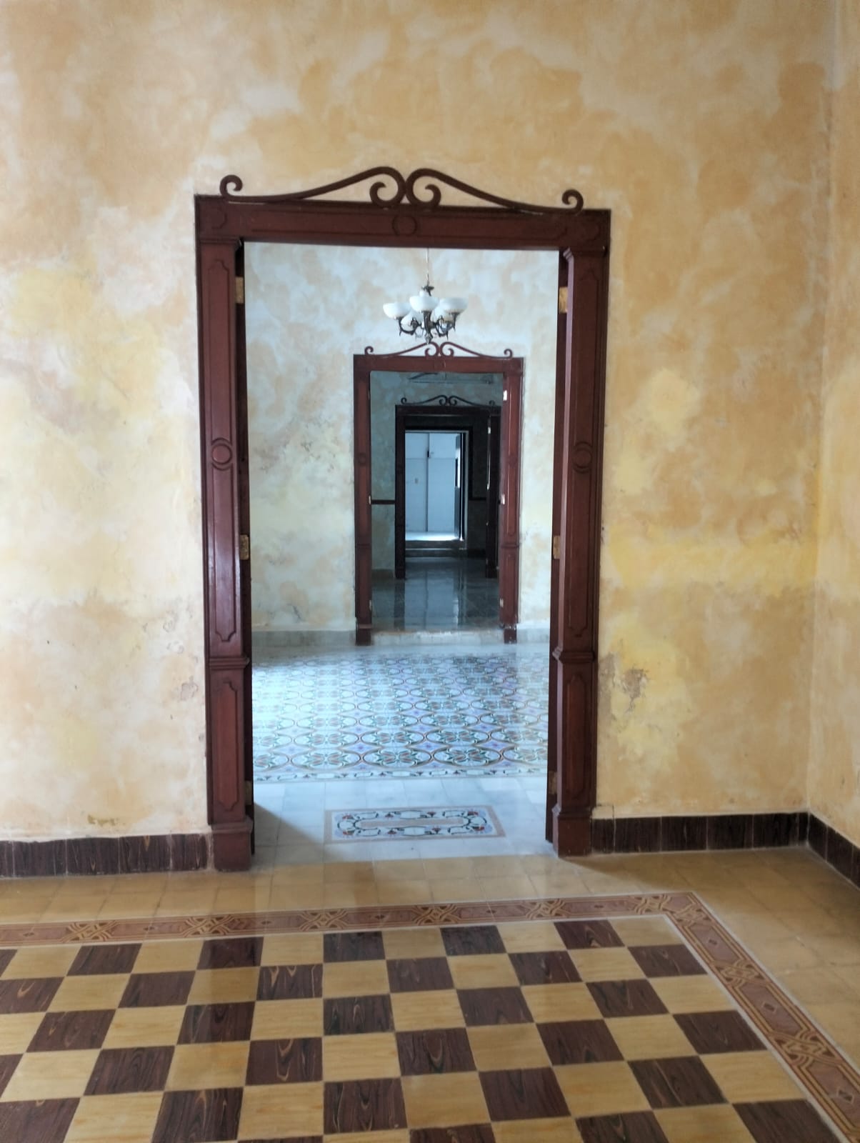 3-bedroom house less than 5 blocks from the Malecón of Campeche