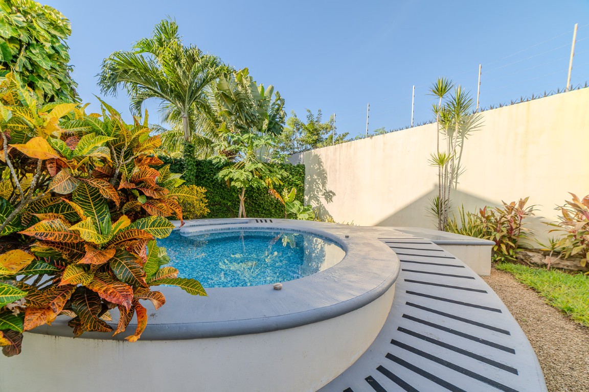 Modern 3-Bedroom Home in Excellent Condition