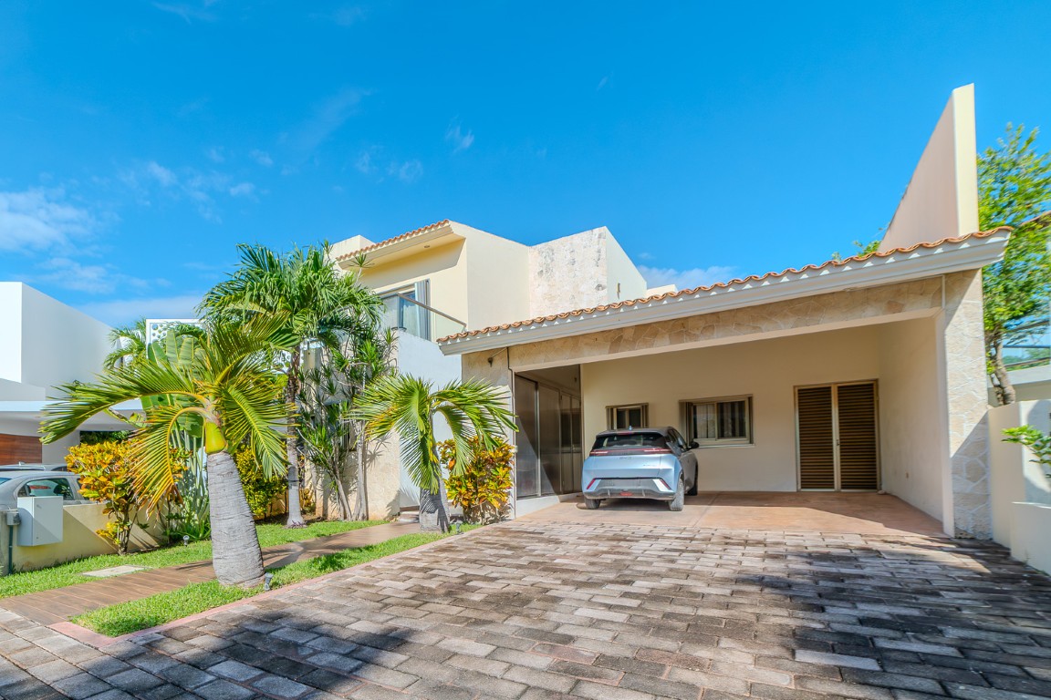 Modern 3-Bedroom Home in Excellent Condition