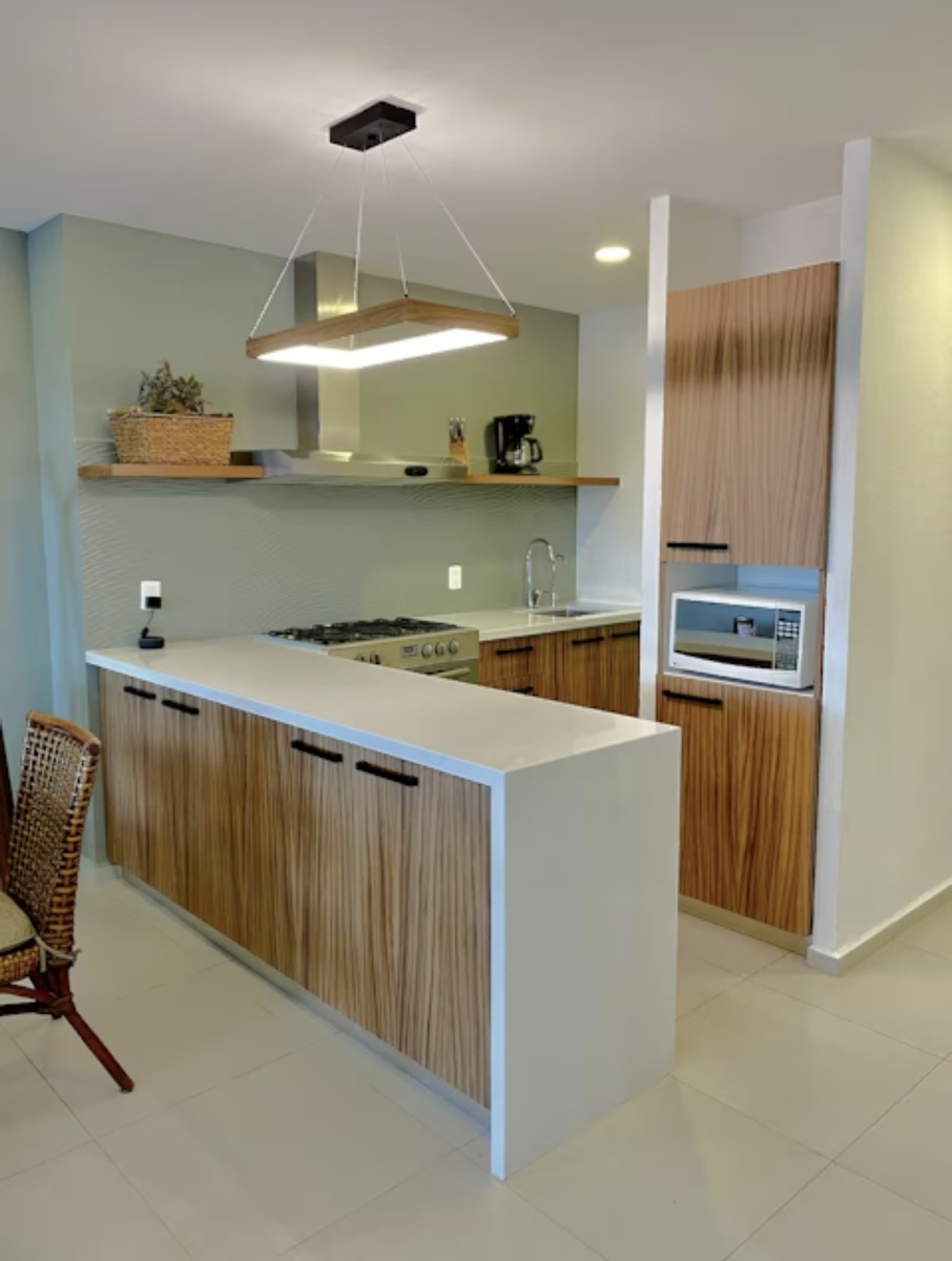 Amazing 2 bedroom beachfront condo in Cancun 