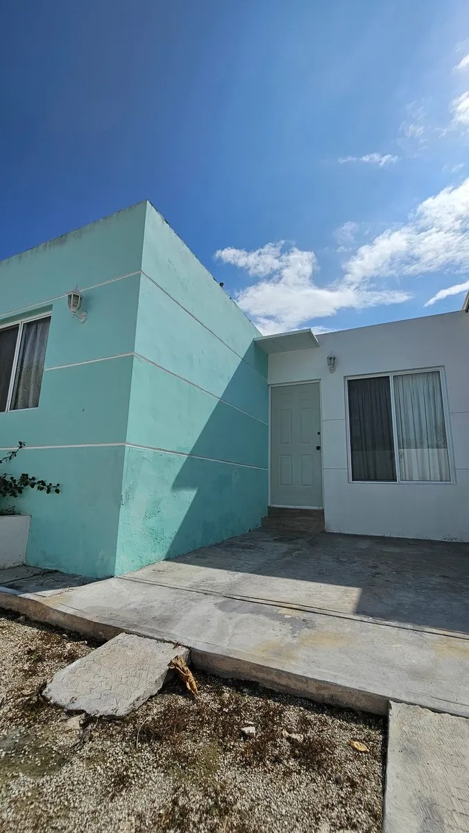 Beachside home with 2 bedrooms and a pool in Chicxulub