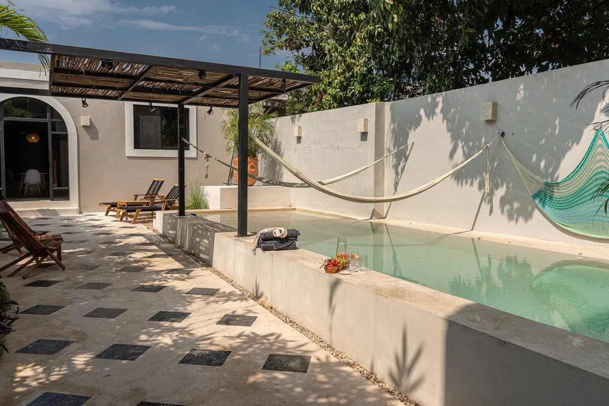 55308 3 Bed House with a rooftop, fully equipped and ready to move  - Home
