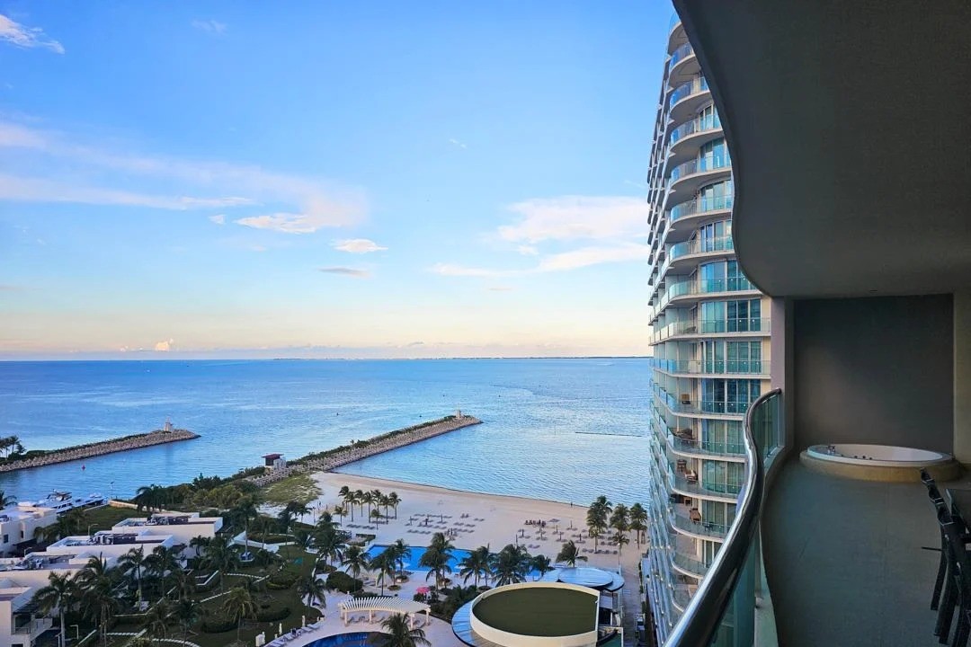 2 bedroom condo with a terrace facing the Caribbean Sea