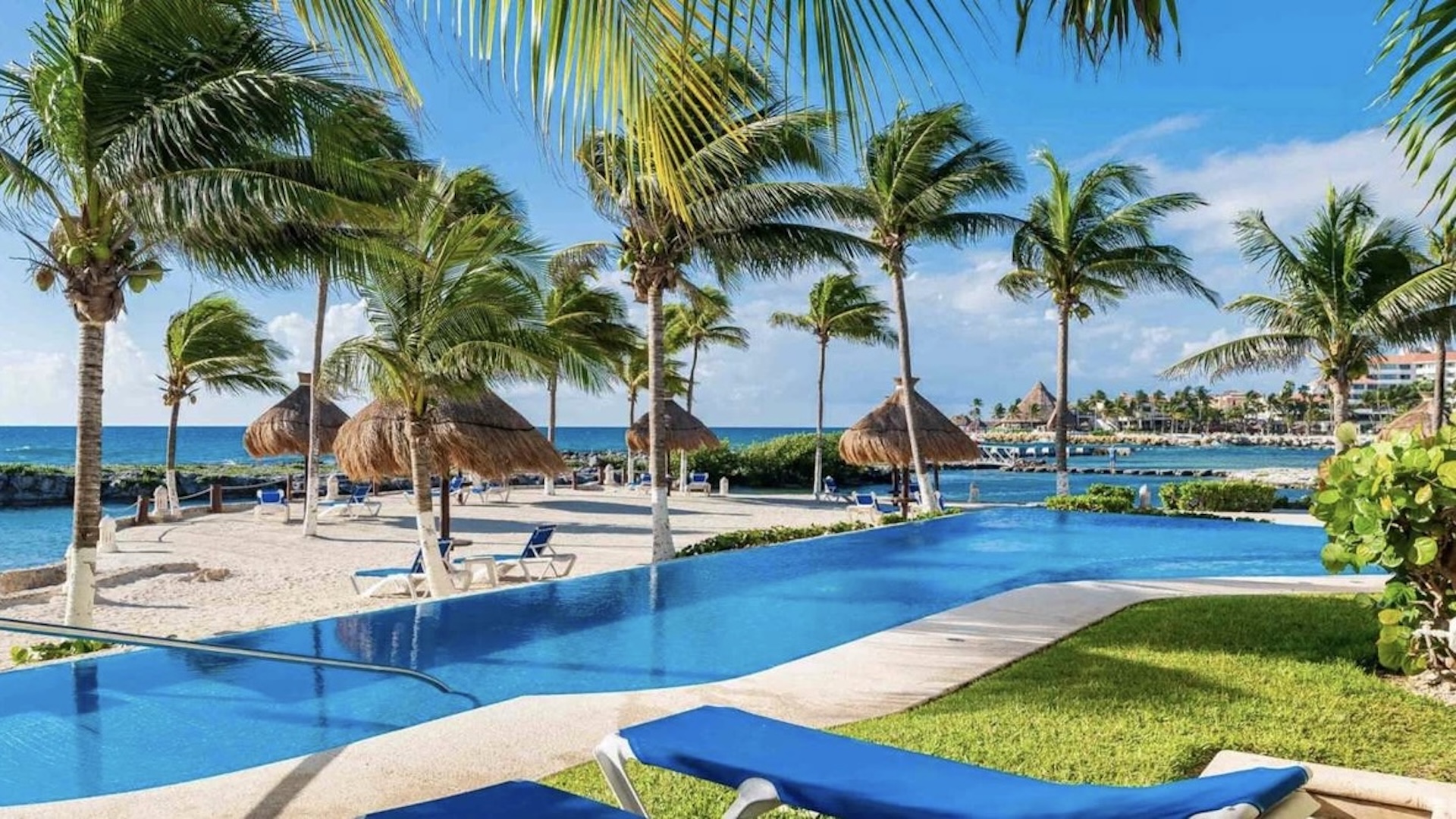 Beautiful 3-bedroom condo with ocean views