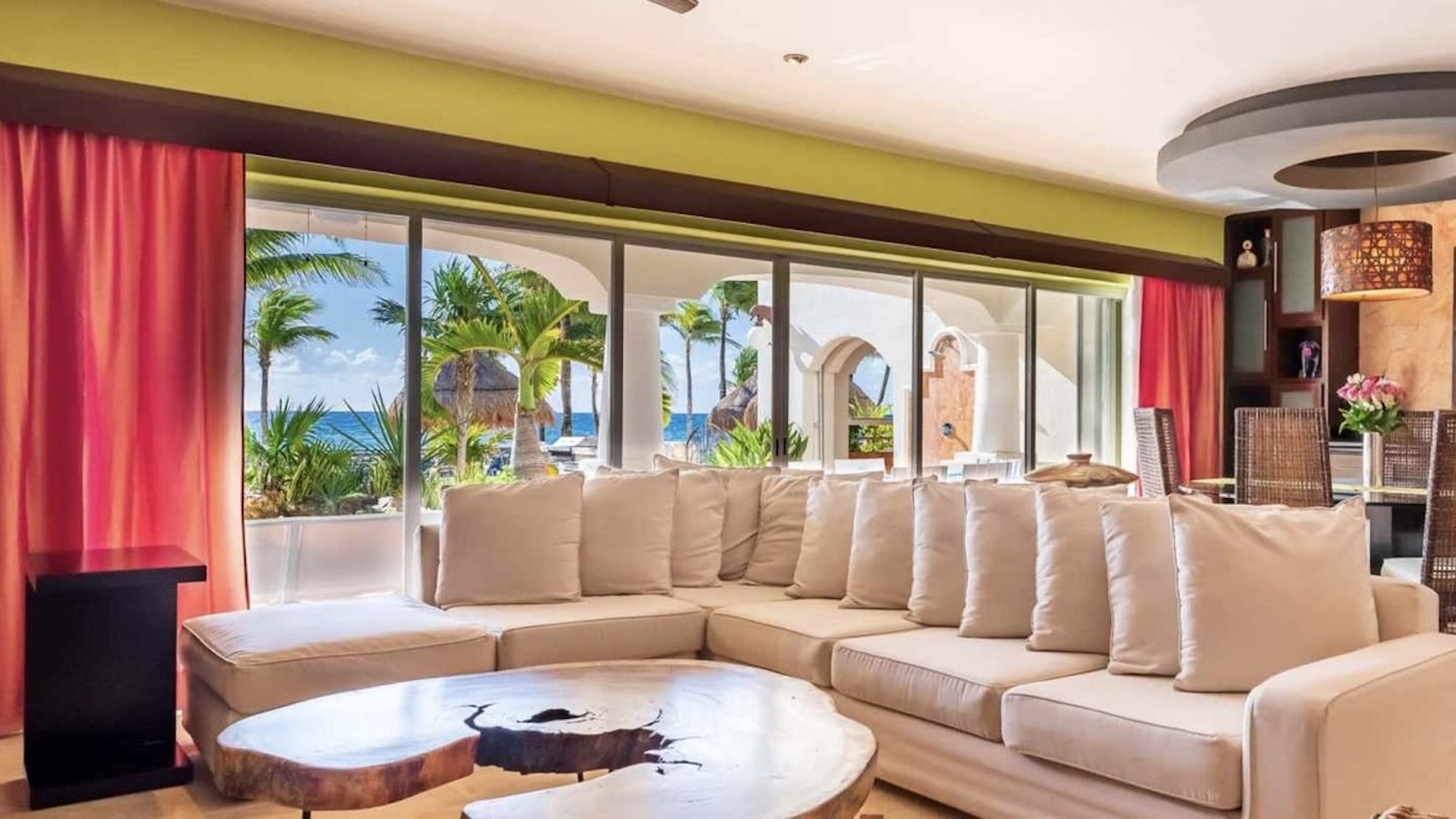 55327 Beautiful 3-bedroom condo with ocean  - Condo