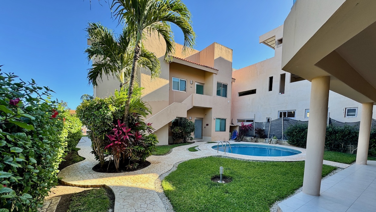 2-bedroom condo facing the marina in Puerto Aventuras