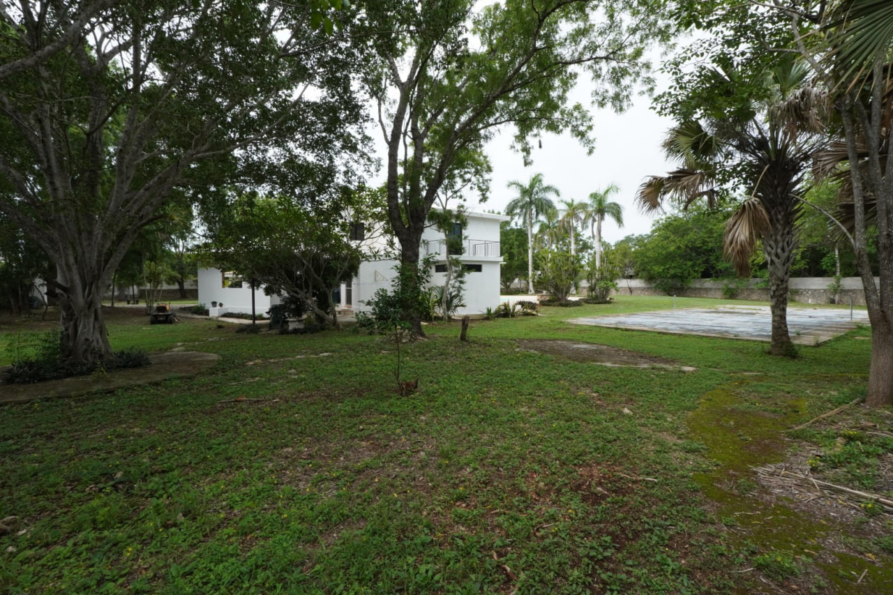 4-bedroom countryside style house for sale in Cholul, Merida