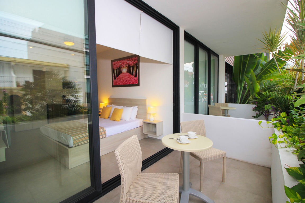 56146 Turnkey Studio for Sale in Downtown Playa del  - Condo