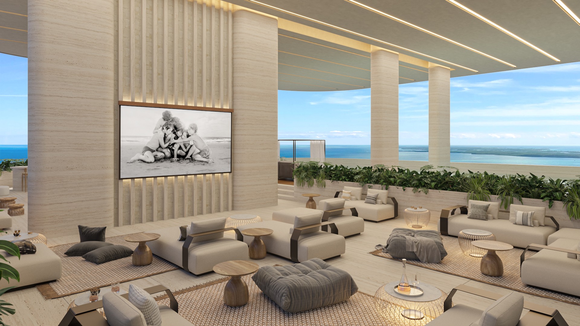 Oceanfront condo in Cancun with 3 bedrooms and double balcony