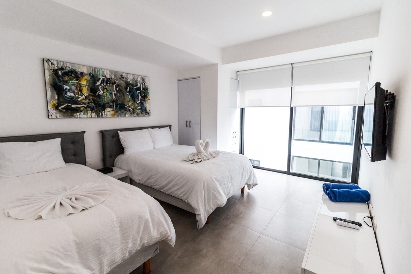 Spacious 2-Bedroom Condo Near Beach – Playa del Carmen