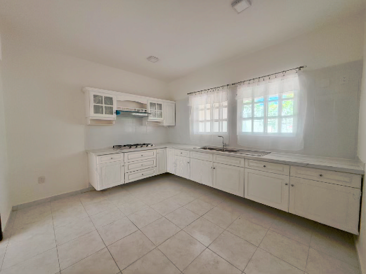 3 Bedroom House with Pool in Cancun, Quintana Roo