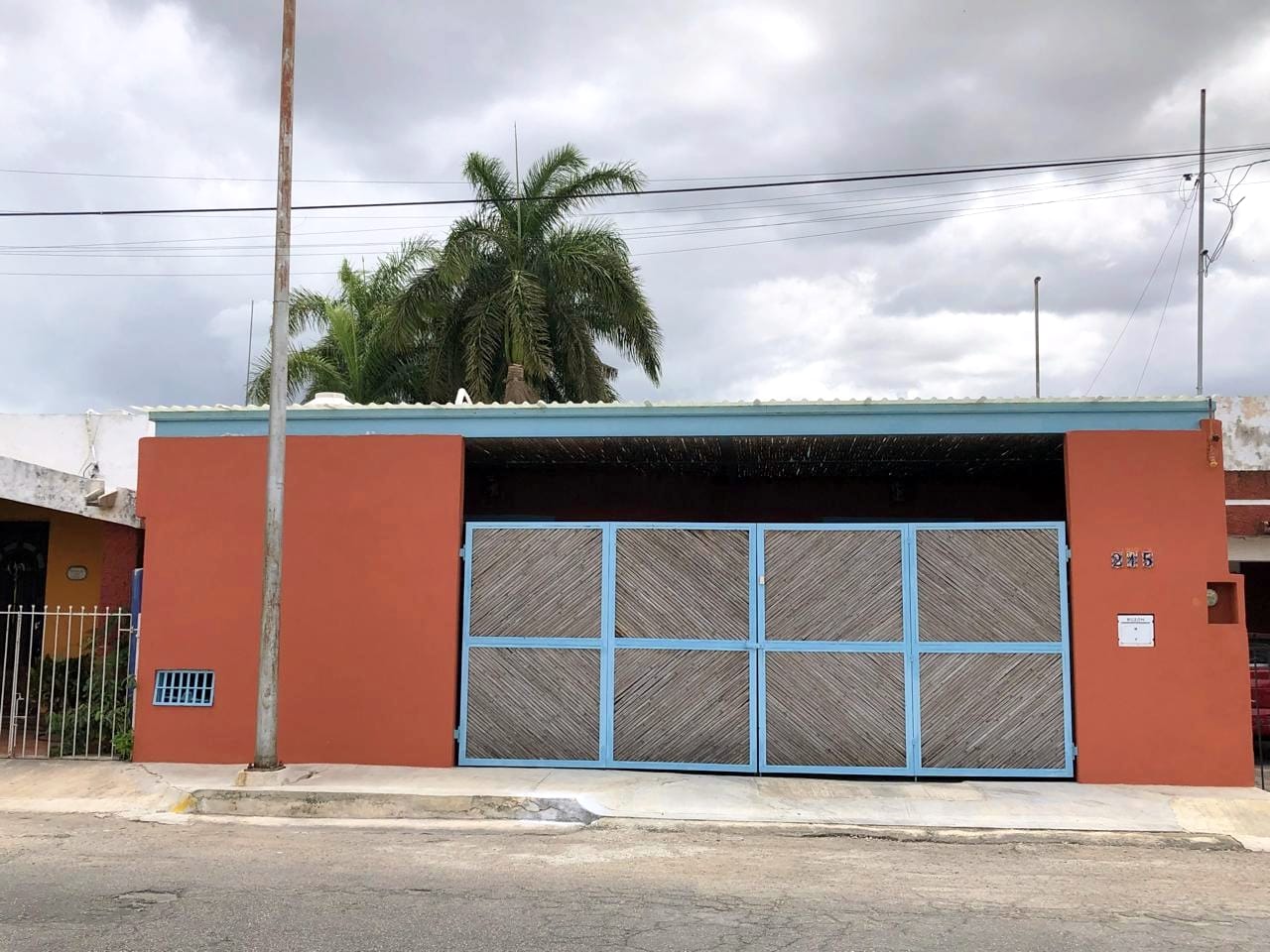 3 Bedroom House with Patio, Interior Garden, and Jacuzzi