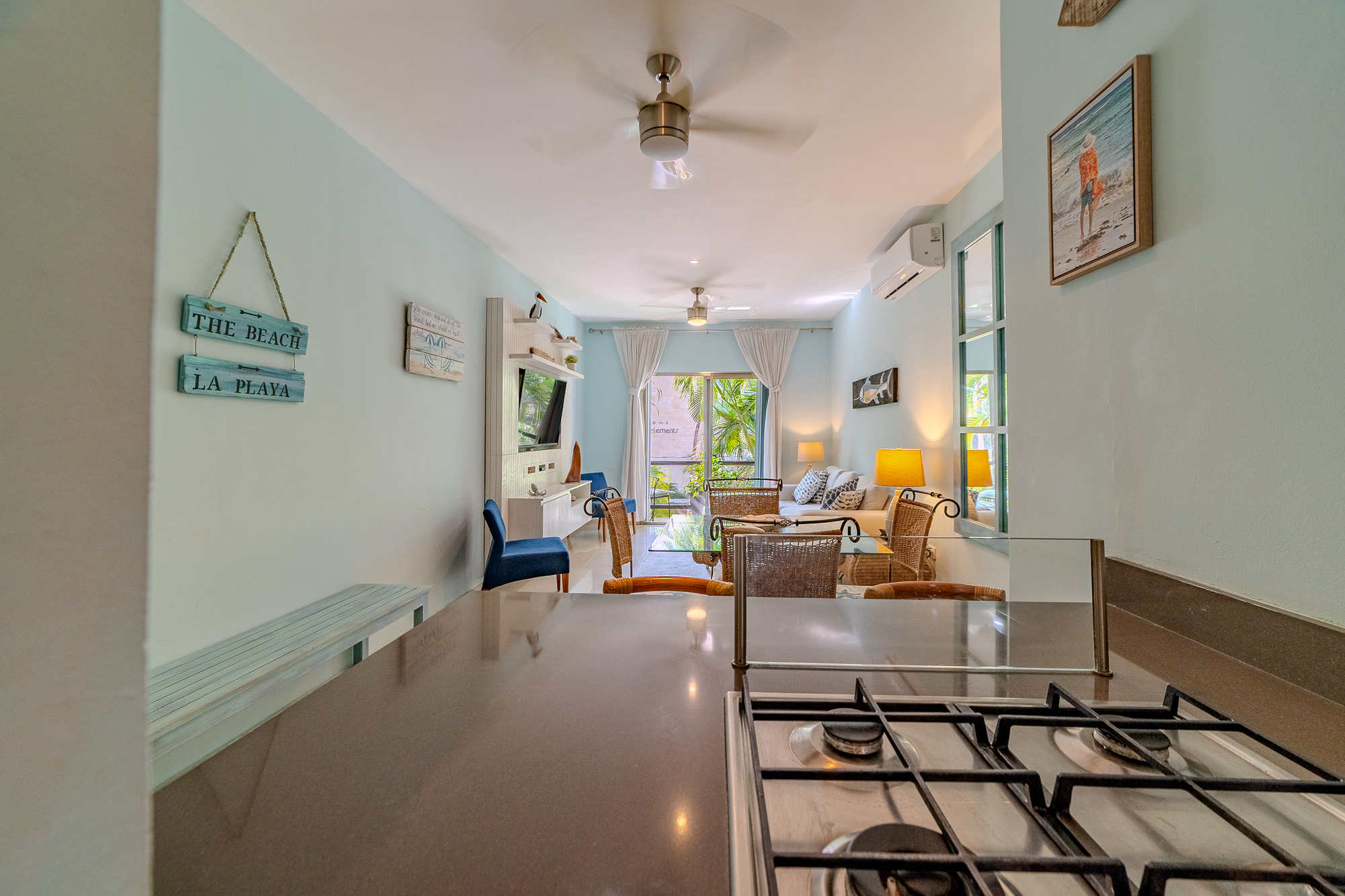 Turn-Key 2BR Condo Steps to Beach – Playa del Carmen