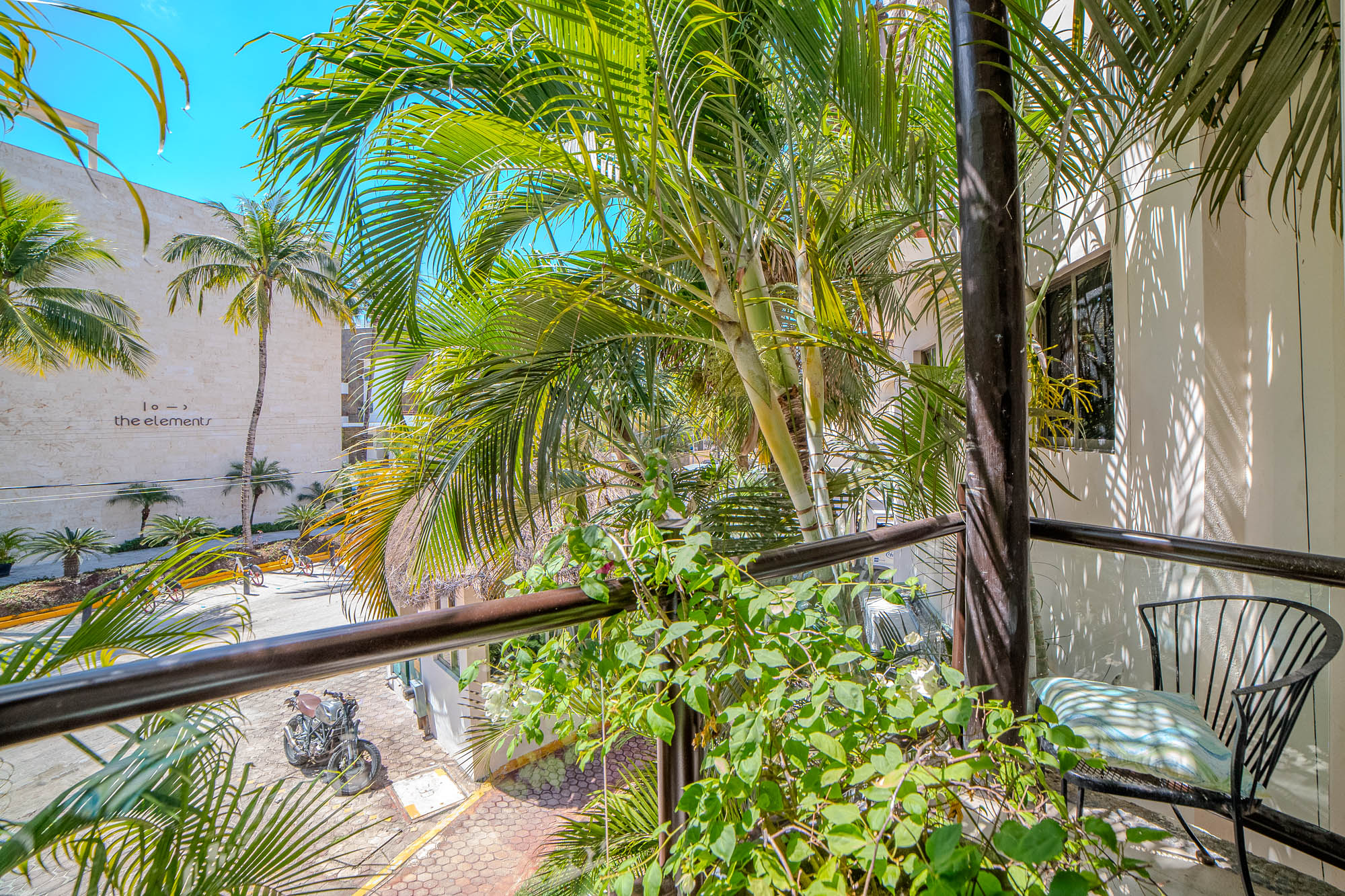 Turn-Key 2BR Condo Steps to Beach – Playa del Carmen